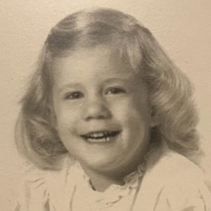 Headshot of Cristin DeRonja